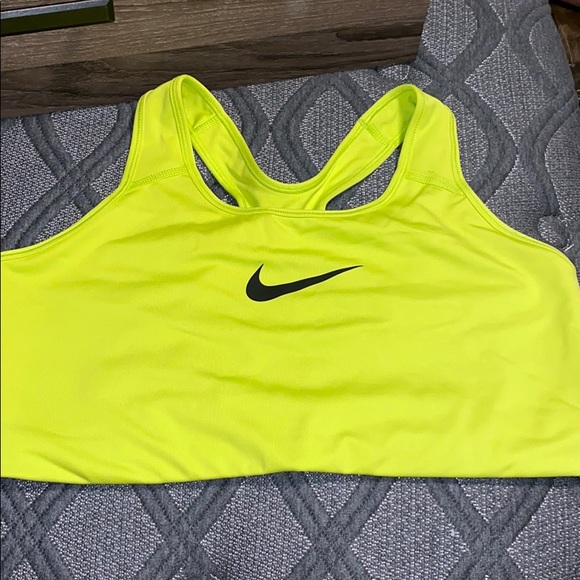 Nike Tops - Neon plus size sports bra